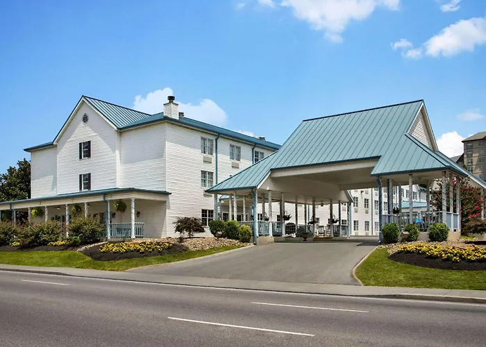 Ramada By Wyndham Pigeon Forge North